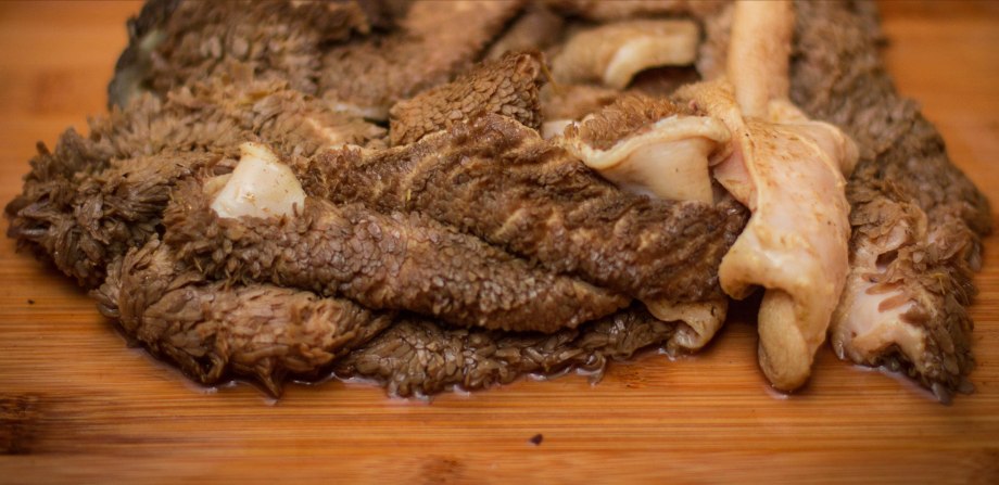 Титбит вкусняшка для собак бантик