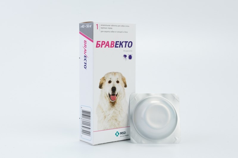 Бравекто (MSD animal Health) таблетки от блох и клещей для собак 40-56 кг