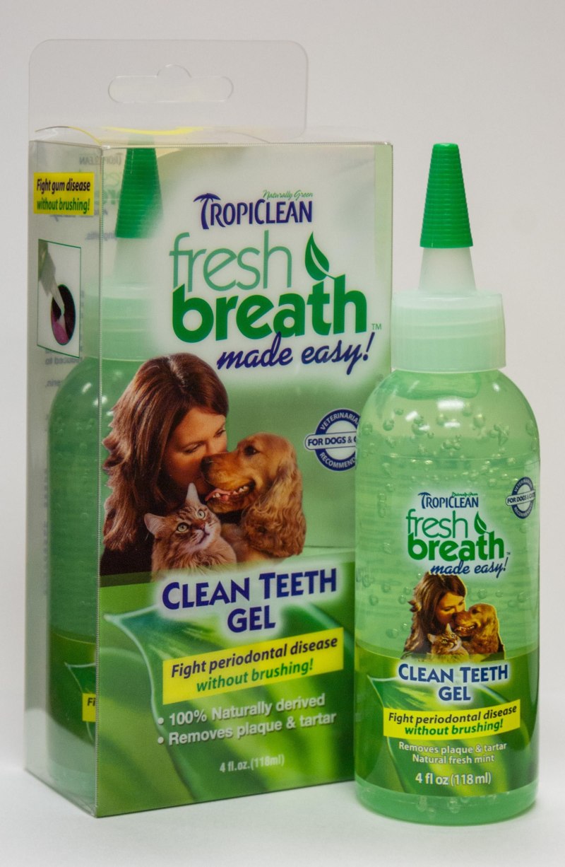 Спрей Tropiclean Fresh Breath для чистки зубов для собак 118 мл