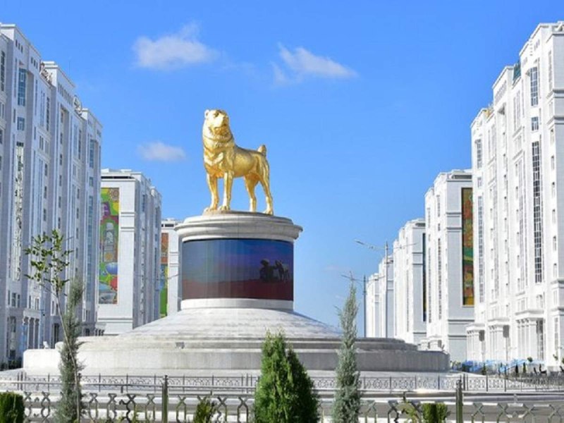 Президент Туркменистана алабай
