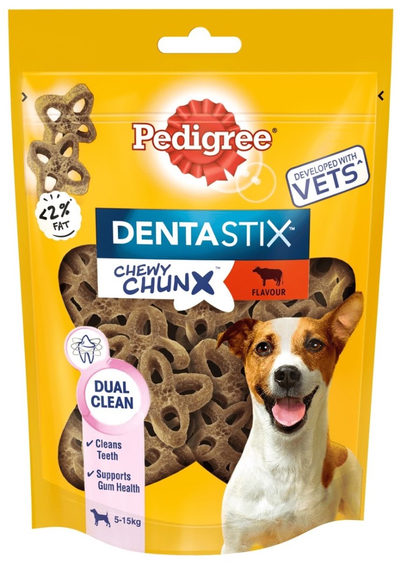 Лакомство для собак pedigree Denta Stix для средних пород